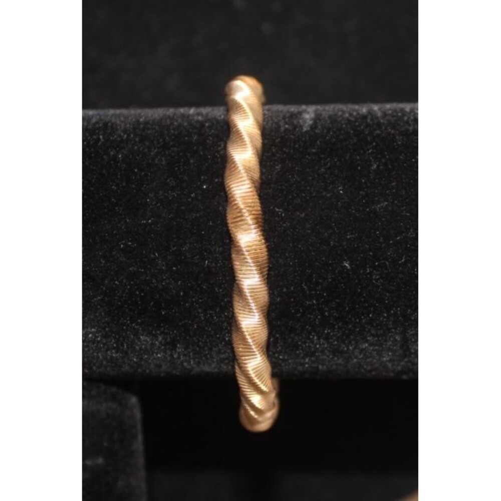Gold-Tone Twisted Spring Wire Stretch Bracelet